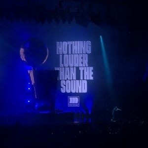 Meet your Posher, Adrien